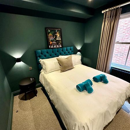 Appartamento Romeo'S Arch High End Luxury In Centre Of Stratford With Parking Esterno foto