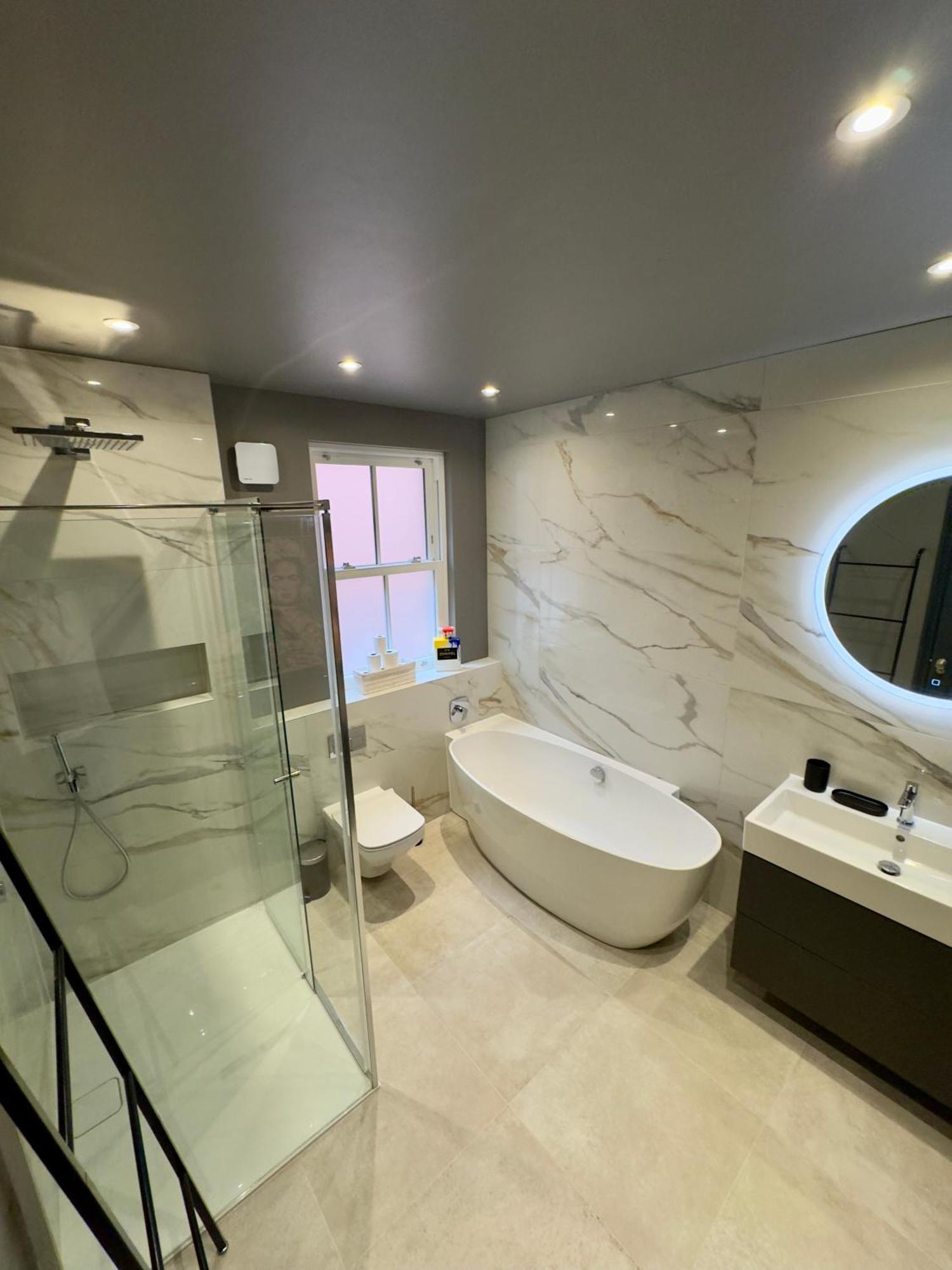 Appartamento Romeo'S Arch High End Luxury In Centre Of Stratford With Parking Esterno foto